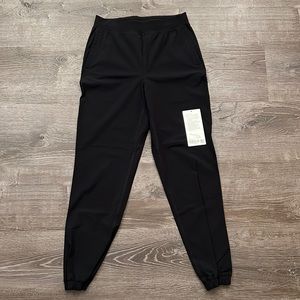 lululemon adapted state jogger